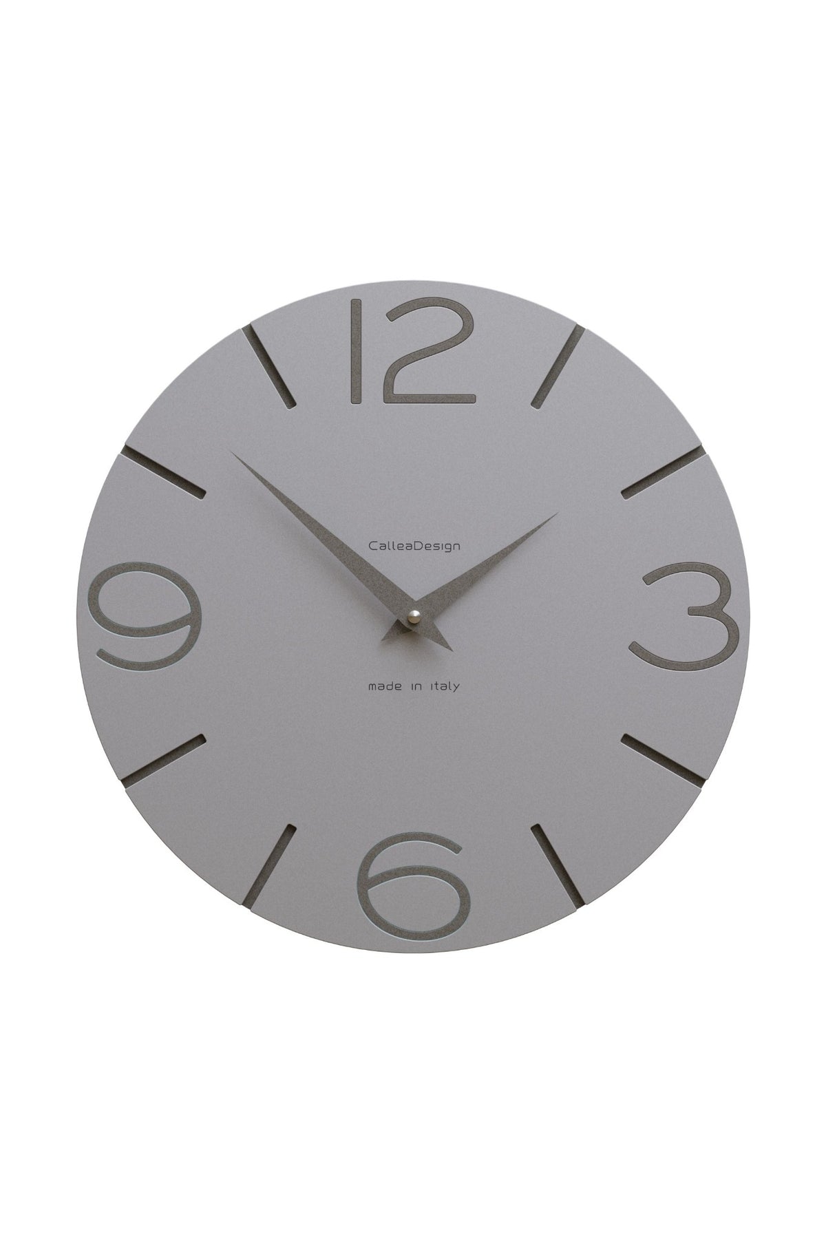 CalleaDesign Smile Wanduhr in der Ausführung Aluminium