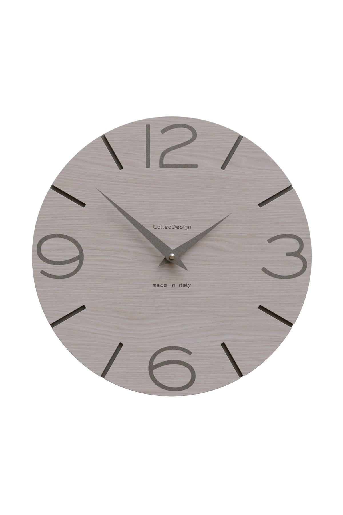 CalleaDesign Smile Wanduhr in der Ausführung Breeze Eiche