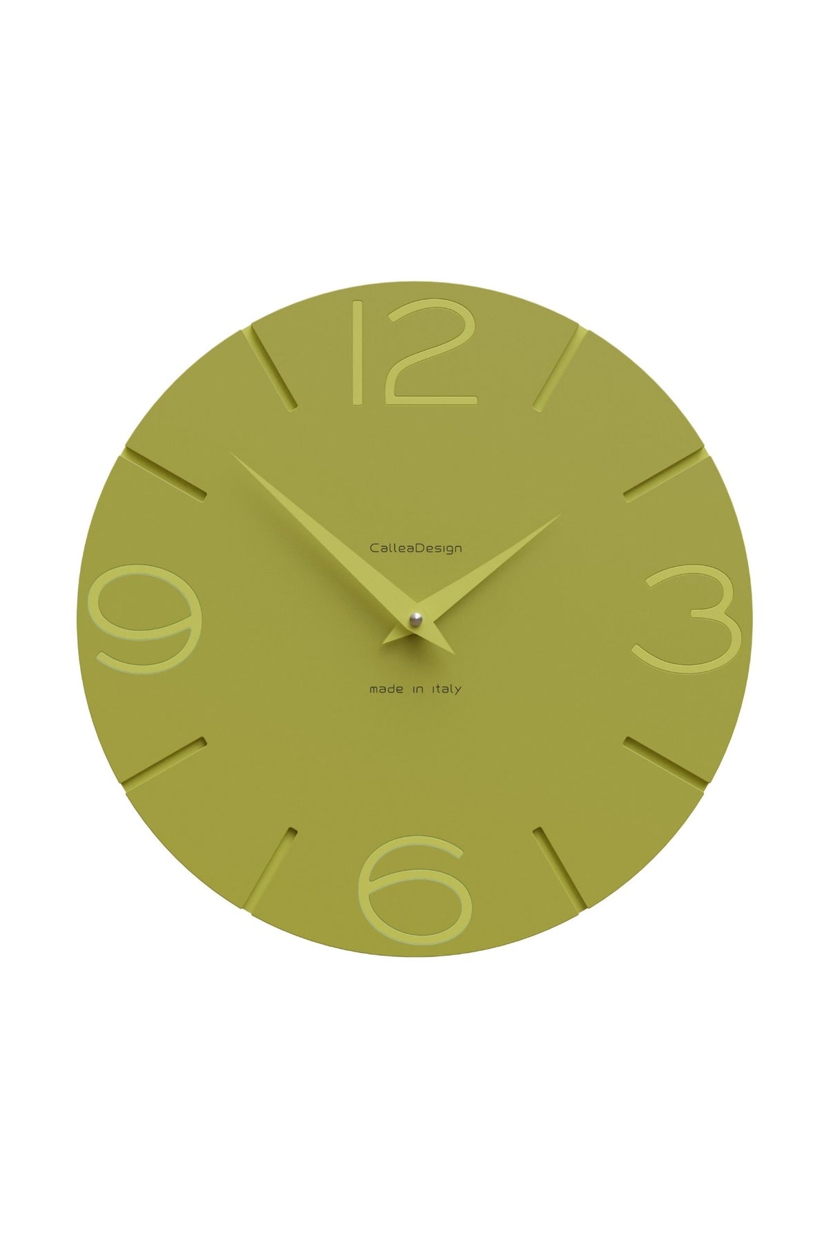 CalleaDesign Smile Wanduhr in der Ausführung Olivgrün