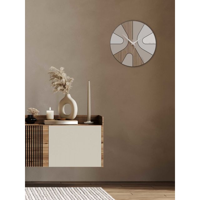 MODERNE STILLE UHR ASYM