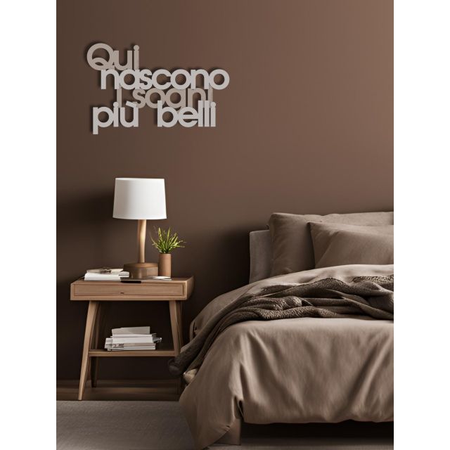Scritta decorativa da parete "Qui nascono i sogni più belli"